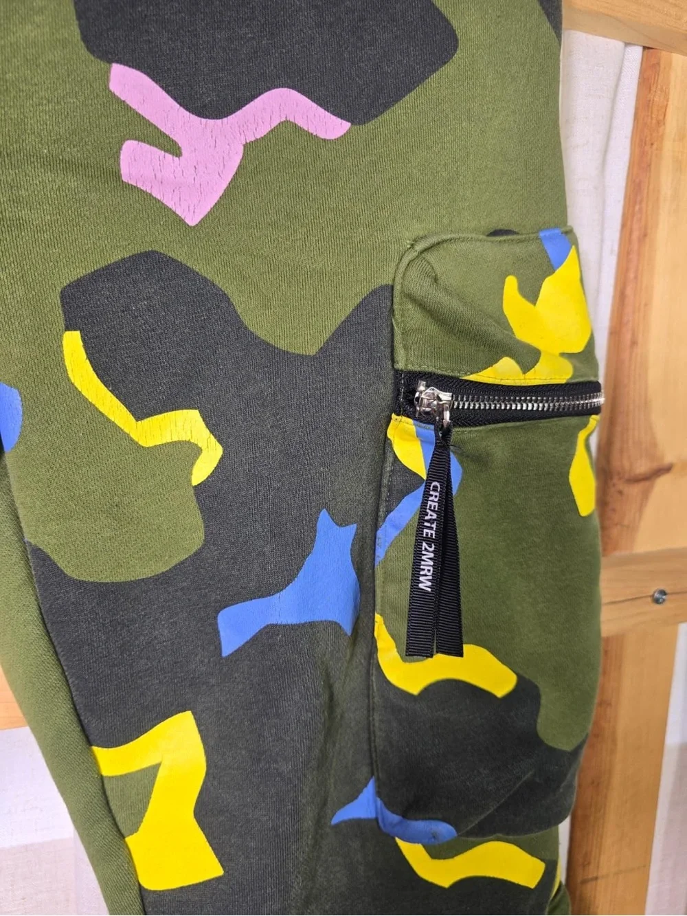 Create 2MRV Colorful Camo Cargo Joggers - Multicolor - Picture 3 of 7